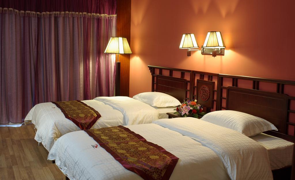 מלון יאנג שואו Dragon River Retreat מראה חיצוני תמונה